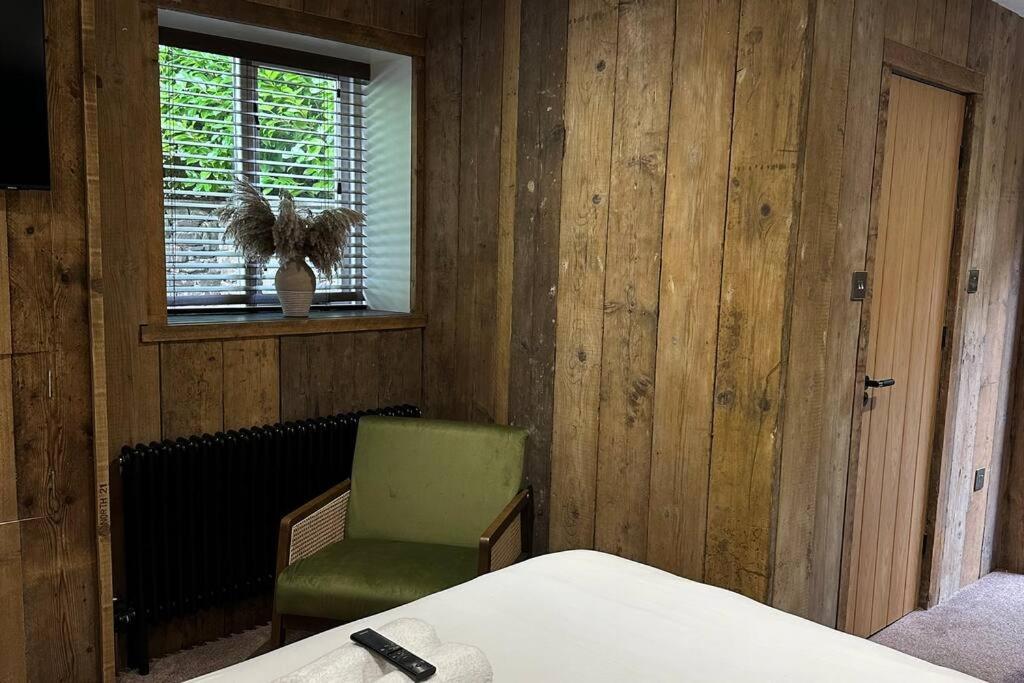 Quirky Retreats - The Hidden Retreat Apartment Windermere Bagian luar foto